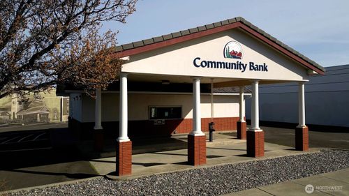 504 N Main St, Milton-Freewater, OR, 97862-1726 | Card Image