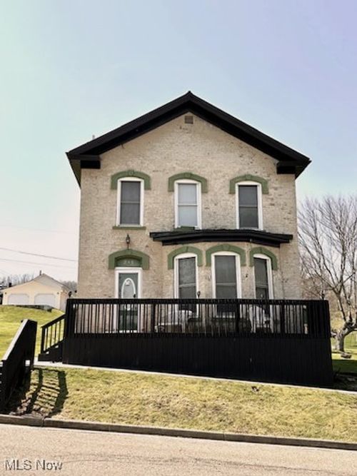 214 Jarvis St, Bowerston, OH, 44695-9657 | Card Image