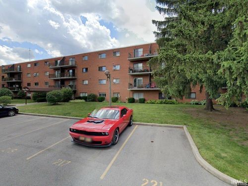 b-2927 Westbrook Dr, Fort Wayne, IN, 46805-2067 | Card Image