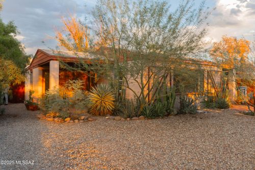 539 S Irving Ave, Tucson, AZ, 85711-4719 | Card Image