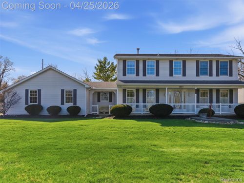 39001 Chartier St, Harrison Township, MI, 48045-2019 | Card Image