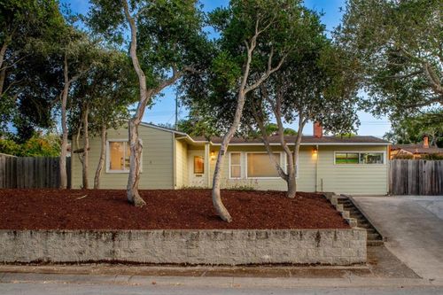 1017 Via Verde, Del Rey Oaks, CA, 93940-5625 | Card Image