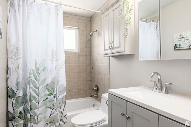 2039 Camelot Way, House other with 4 bedrooms, 2 bathrooms and 4 parking in West Jordan UT | Image 9