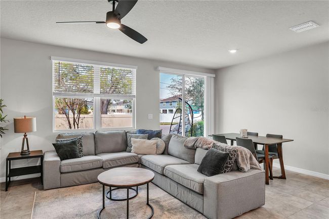 2718 Chestnut Creek Pl, Townhouse with 3 bedrooms, 3 bathrooms and null parking in BRANDON FL | Image 15