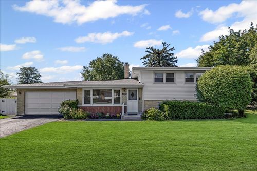 1605 Frederick St, Arlington Heights, IL, 60004-5852 | Card Image