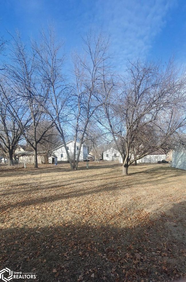 119 E Arthur St, Home with 1 bedrooms, 1 bathrooms and null parking in Laurens IA | Image 8