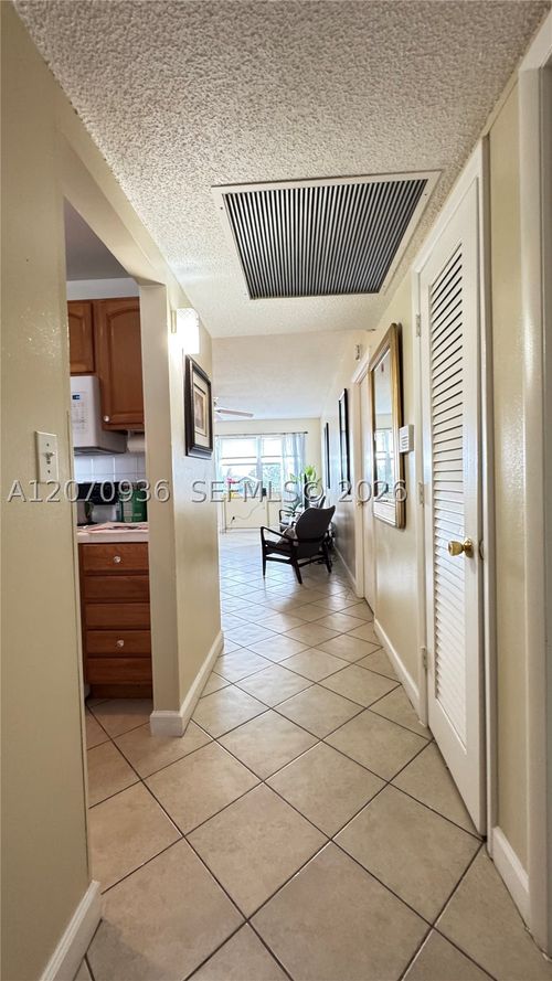 311-2200 Park Ln, Hollywood, FL, 33021-3763 | Card Image