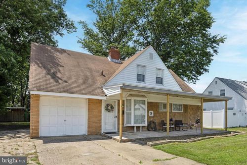 9202 Treaty Rd, PHILADELPHIA, PA, 19114-3825 | Card Image