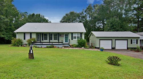 990 Dogwood Ln, Townville, SC, 29689-3713 | Card Image
