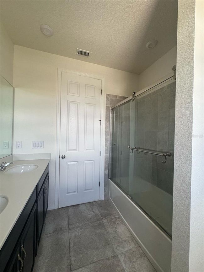 2440 Varenna Loop, House other with 3 bedrooms, 3 bathrooms and null parking in KISSIMMEE FL | Image 21