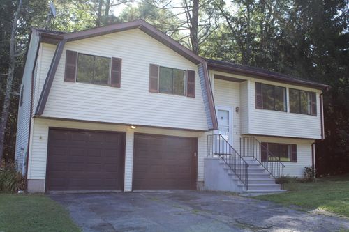 35 White Pine Rd, Torrington, CT, 06790-2354 | Card Image