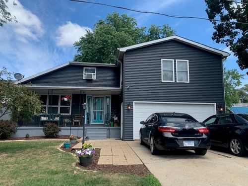 118 N Cash St, Seneca, IL, 61360-9325 | Card Image