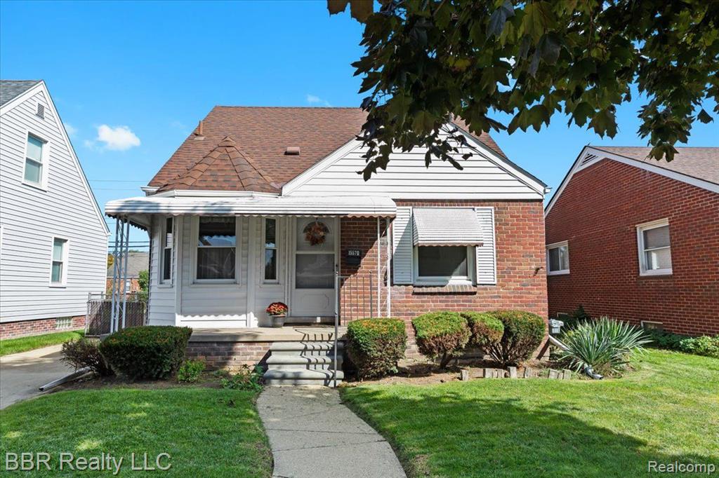 Dasher Ave, Allen Park, MI 48101
