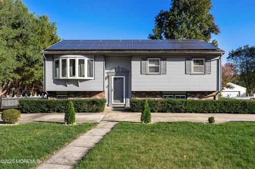 380 E Millstream Rd, Cream Ridge, NJ, 08514-2408 | Card Image