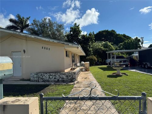 5955 Nw 18th Ave, Miami, FL, 33142-2411 | Card Image