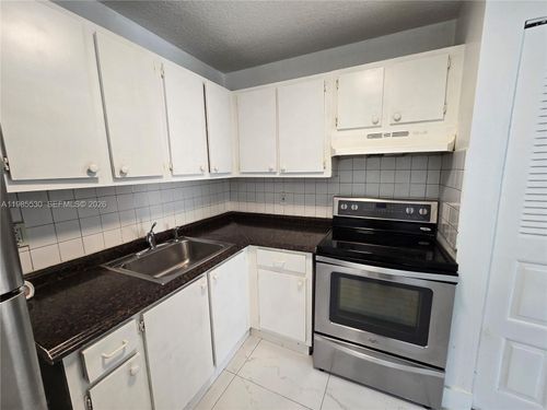 176-5307 Nw 23rd St, Lauderhill, FL, 33313 | Card Image