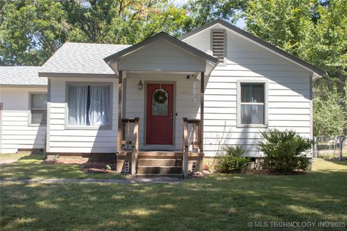 319 Rowe St, Pryor, OK, 74361-2619 | Card Image