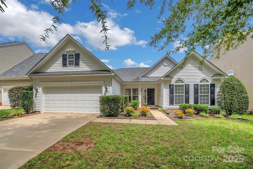 2585 Bethesda Oaks Dr, Gastonia, NC, 28056-0008 | Card Image