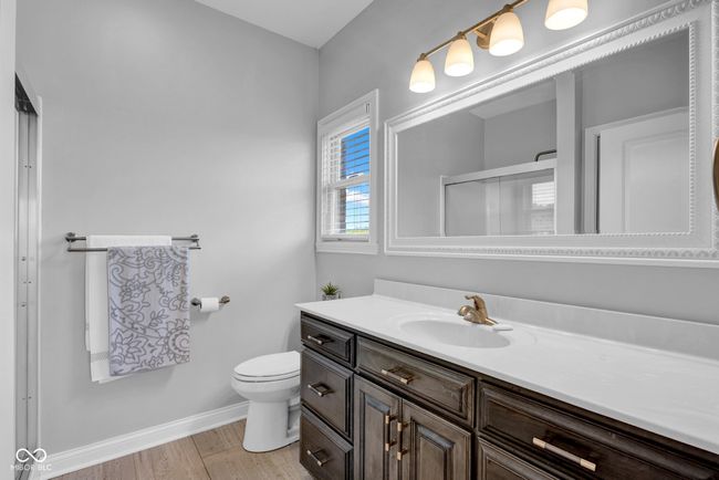 Primary bath | Image 21
