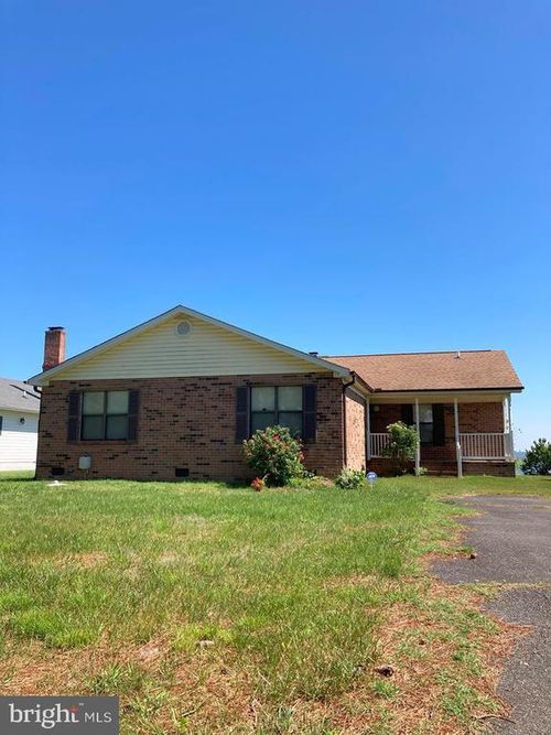 899 N Glebe Rd, Montross, VA, 22520-4003 | Card Image