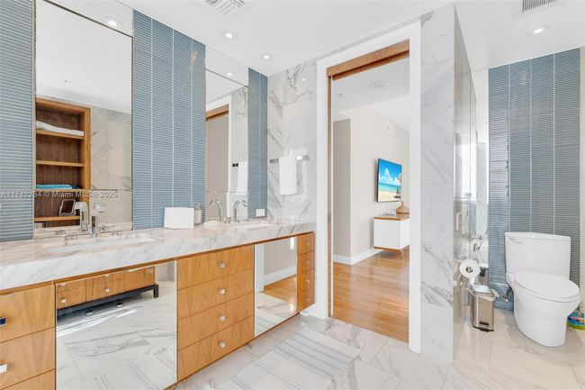 APT-2011 - 19400 Turnberry Way, Condo with 3 bedrooms, 3 bathrooms and null parking in Aventura FL | Image 28