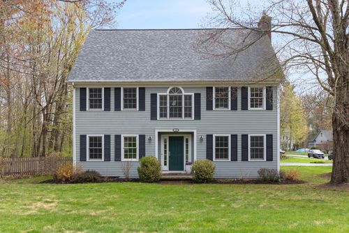 10 Hagan Dr, Essex, VT, 05452-3364 | Card Image