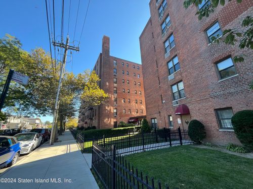 6h-100 Colfax Ave, Staten Island, NY, 10306-3306 | Card Image