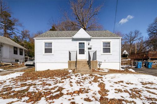 405 Estelle Ave, Ferguson, MO, 63135-2501 | Card Image