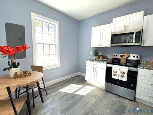 305 S 13th Ave, Hopewell, VA, 23860-3720 | Card Image