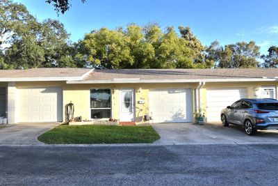 1052 Loch Haven Drive N, Condo with 1 bedrooms, 1 bathrooms and null parking in DUNEDIN FL | Image 1