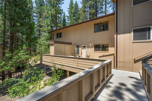 24-321 Ski Way, Incline Village, NV, 89451-9291 | Card Image