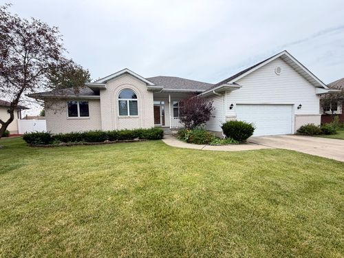 1533 Churchill Dr, Schererville, IN, 46375 | Card Image