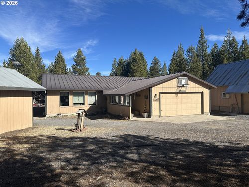 123977 Surveyor Rd, Crescent Lake, OR, 97733-7171 | Card Image