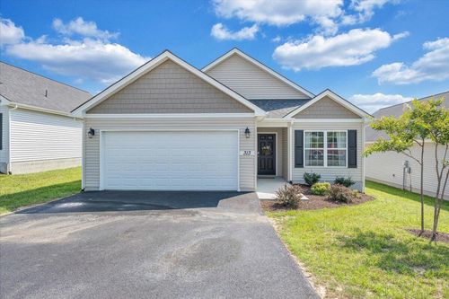 313 Jeffries Dr, Radford, VA, 24141-3300 | Card Image