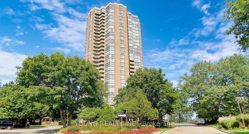 1001-85 Skymark Dr, North York, ON, M2H3P2 | Card Image
