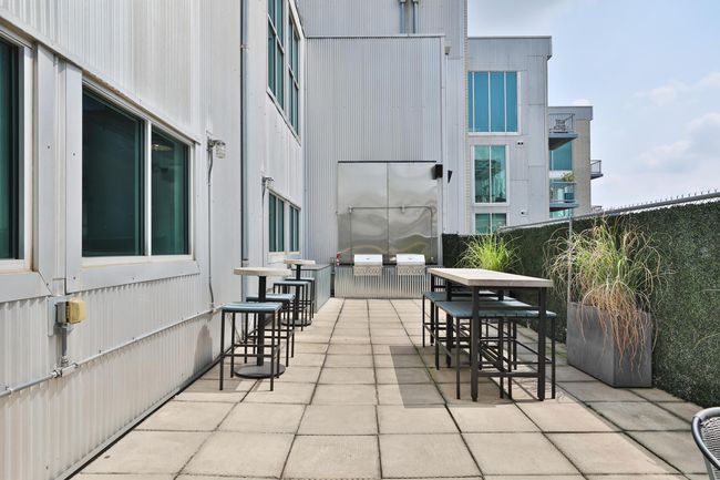 Grill/Lounge Deck | Image 35