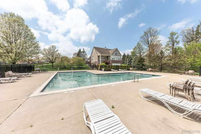 8354 Crab Apple Trl, House other with 4 bedrooms, 3 bathrooms and null parking in Dexter MI | Image 52