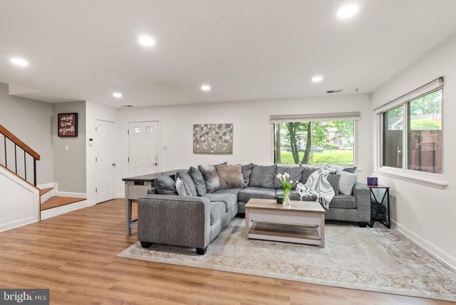 10627 Summer Oak Ct, Townhouse with 4 bedrooms, 3 bathrooms and null parking in BURKE VA | Image 15