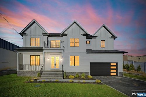 30 Grand Ter, Livingston, NJ, 07039-2933 | Card Image