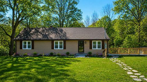 12902 Dorsett Rd, Maryland Heights, MO, 63043-2136 | Card Image