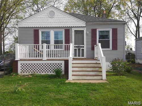 142 Monica Dr, Saint Louis, MO, 63127-1126 | Card Image
