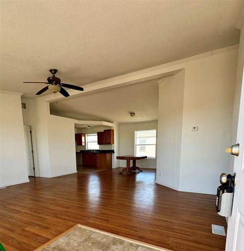9448 Sundance, Piedmont, OK, 73078-8752 | Card Image