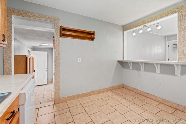 345 N Pine St, House other with 3 bedrooms, 1 bathrooms and null parking in Dewey OK | Image 13