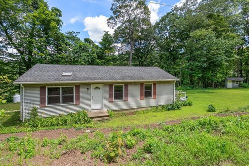 75 Laurel Rd, Russell, MA, 01071 | Card Image