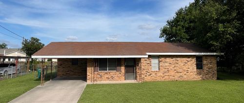 573 St Louis St, Raceland, LA, 70394-3214 | Card Image