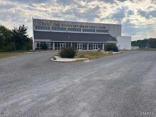 810 Soldiers Way, Evansville, IL, 62242-0050 | Card Image