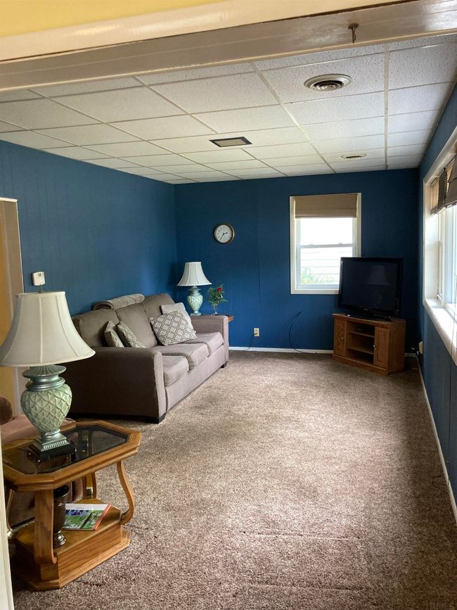 220 E Silver St, House other with 1 bedrooms, 2 bathrooms and null parking in Bluffton IN | Image 5