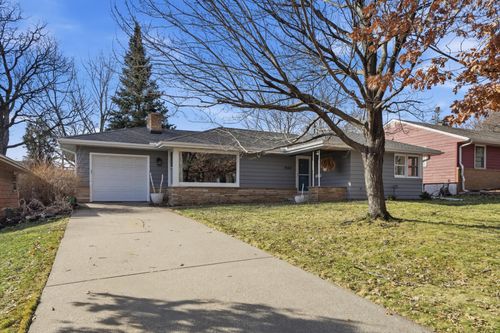 1605 W 72nd St, Richfield, MN, 55423-2916 | Card Image