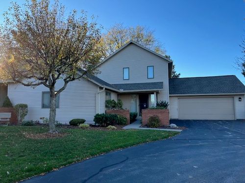 2 Greenwood Park, Pittsford, NY, 14534-2912 | Card Image