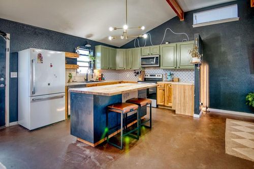 1209 Loving St, Mason, TX, 76856-1089 | Card Image